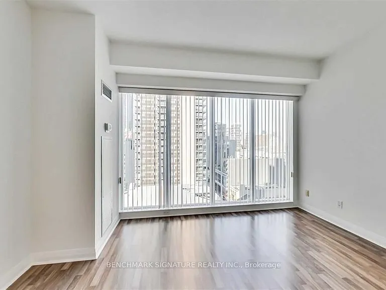 220 Victoria St #1310 — Photo 7