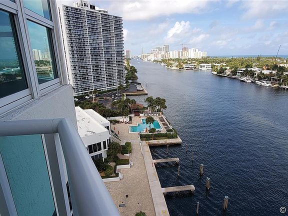 2nd image of 20201 E Country Club Dr APT 1001