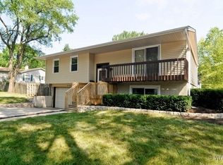 674 Bernard Dr, Buffalo Grove, IL 60089