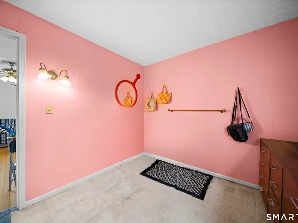 2 Lee Lane #2, Windsor Locks, CT 06096