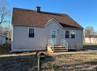 2015 1st St, East Carondelet, IL 62240