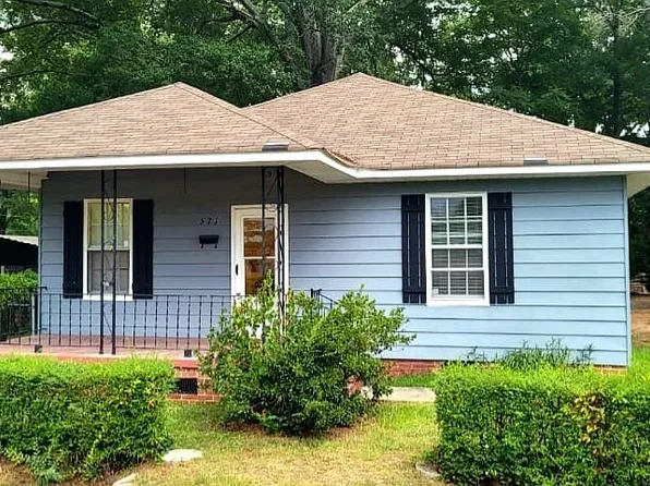 571 1st St, Chester, SC 29706