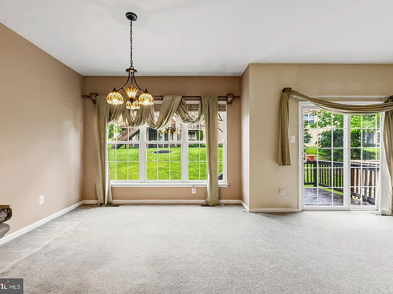 80 Chadwick Cir — Photo 15