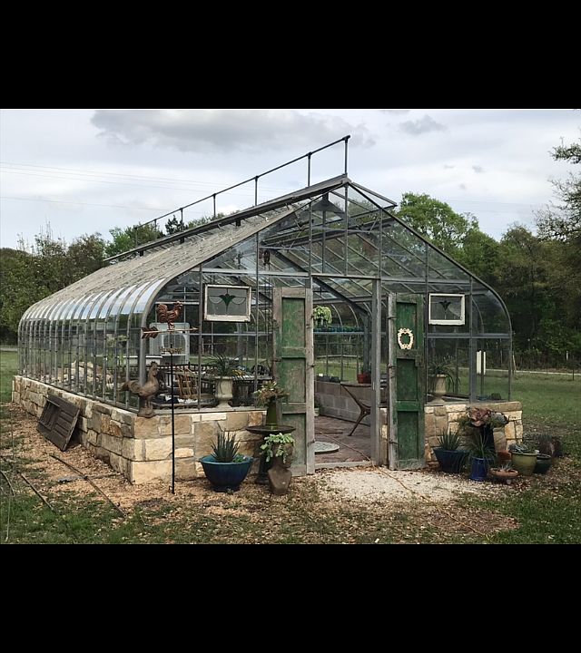 1st image of 112 Pleasant Valley Dr