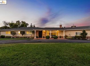 10950 Lochard St, Oakland, CA