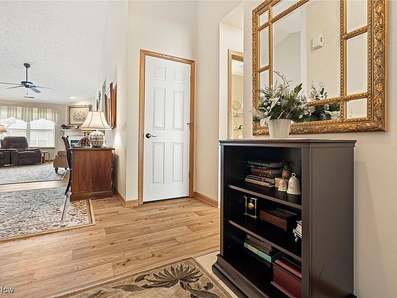 4th image of 3065 Bordeaux Dr