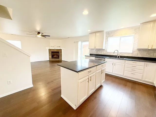 2168 SW Warbler Way — Photo 13