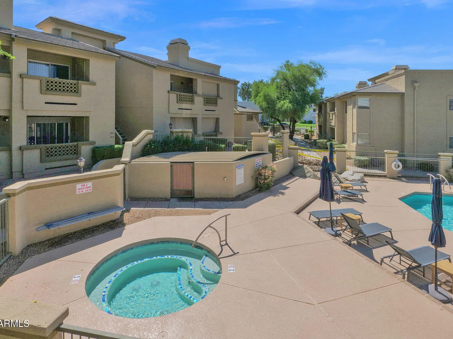 2 bed, 2.0 bath, 1011 sqft, $1,700 — Photo 4