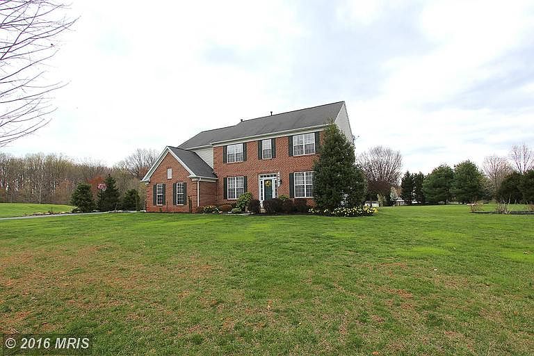 1st image of 19631 Hoover Farm Dr