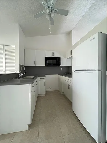 1210 San Remo Cir Photo 1