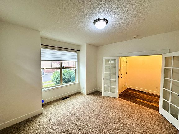 5th image of 3018 N 5th Way