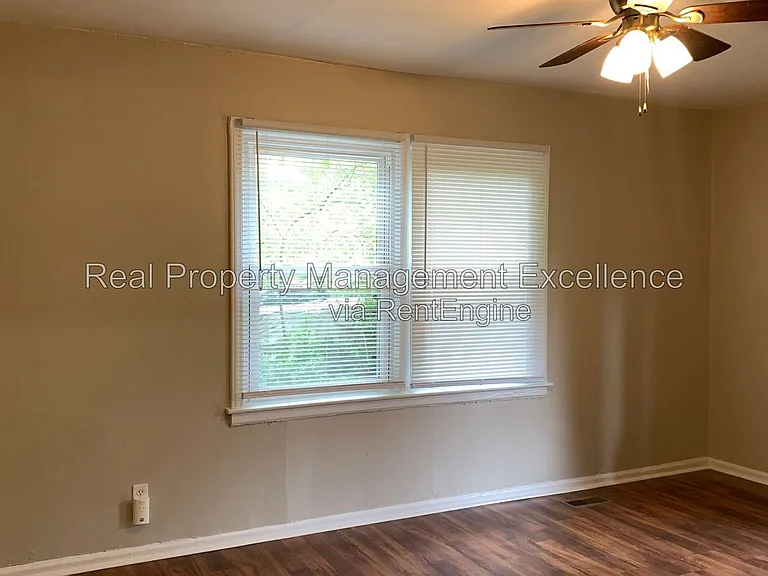 410 Lamont St — Photo 21