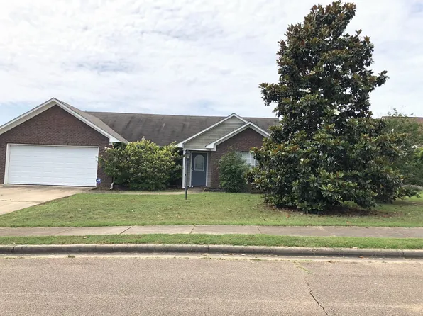 112 Eagle Pointe Loop, Oxford, MS 38655