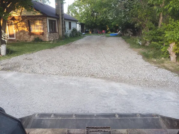 221 N Sackett Rd, Lakeside Marblehead, OH 43440