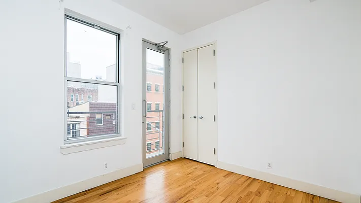 Rented by Nooklyn NYC LLC | media 22