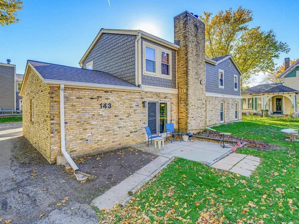 143 W College Ave AVENUE #B, Waukesha, WI 53186