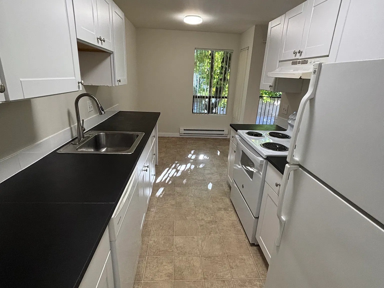 2 bed, 800 sqft, $1,850 — Photo 4