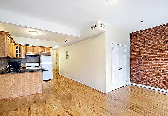 2nd image of 15 W 129th St APT 2