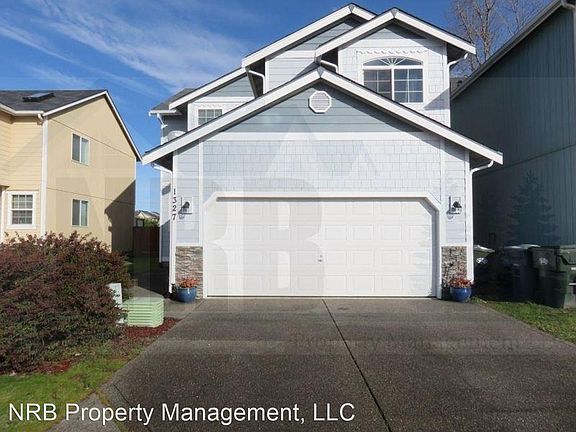 2nd image of 1327 196th St E