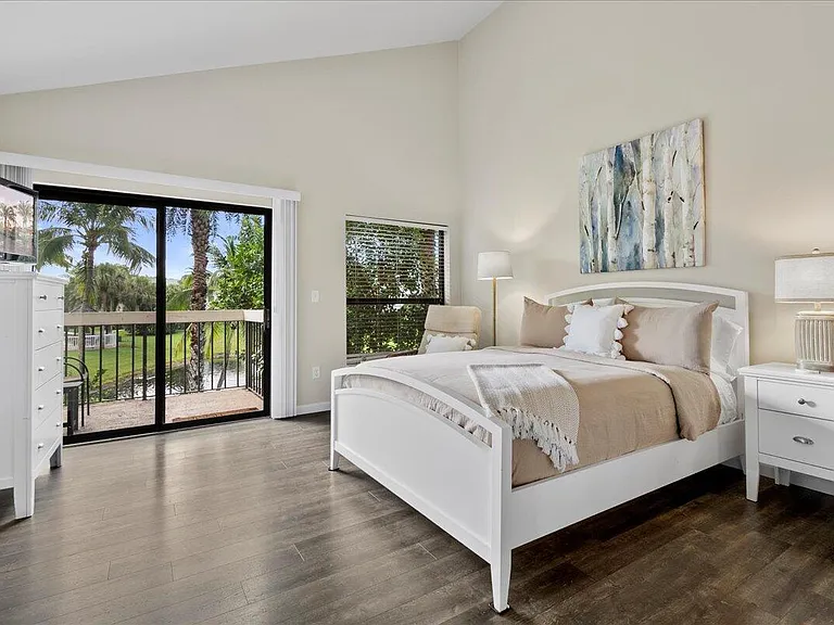 11863 Wimbledon Cir #540 — Photo 5