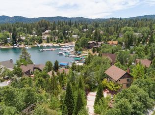 858 Ridge Rd, Lake Arrowhead, CA 92352