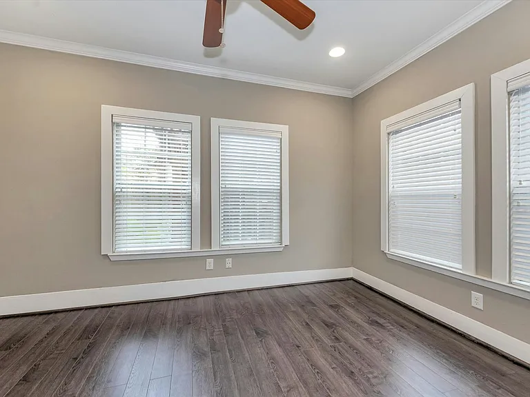 4114 Lamar St #1 — Photo 13