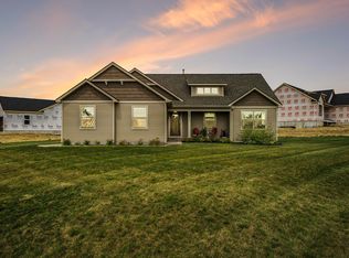 4612 Owl View Dr, Traverse City, MI 49685