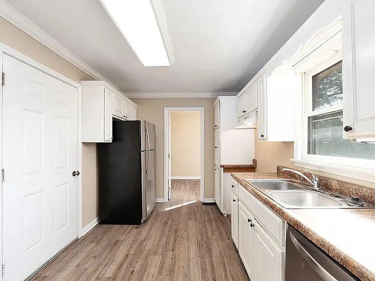 16 Sunvalley Dr — Photo 7