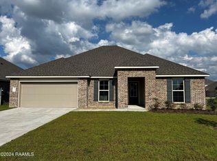 3219 Haven Lake Dr, Maurice, LA 70555