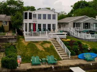 11064 N Ideal Beach Dr, Syracuse, IN