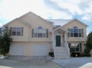 10653 Barberry Dr, Hampton, GA 30228