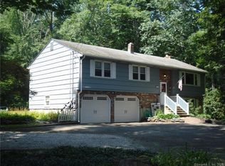 50 Laurelbrook Dr, Guilford, CT 06437