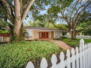 1900 Boyce St, Sarasota, FL 34239