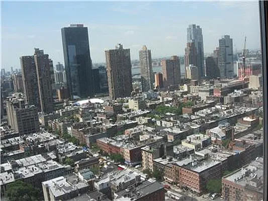 Rented by RELO REDAC INC. | media 23