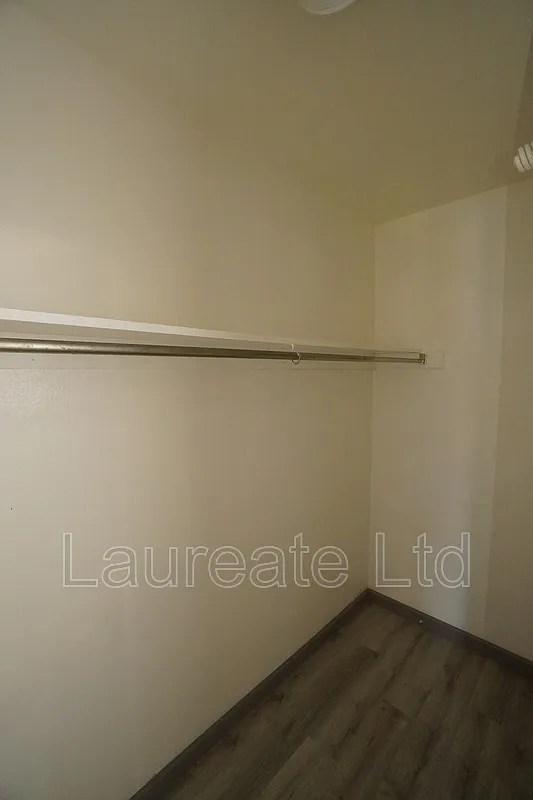 2 bed, 1.0 bath, 900 sqft, $1,595 — Photo 4