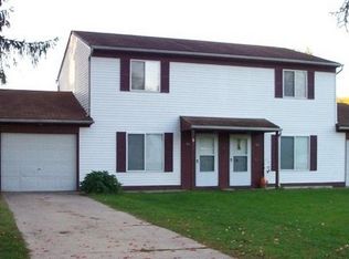 507 Garden Ln, Fowlerville, MI