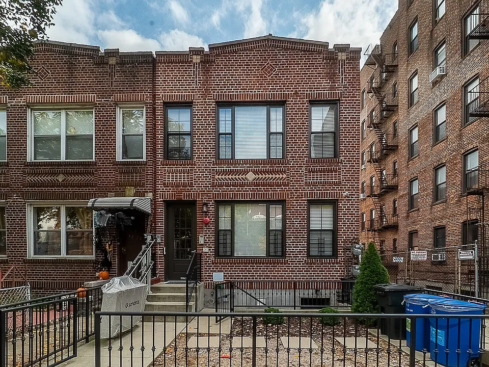 3279 33rd St #2F
