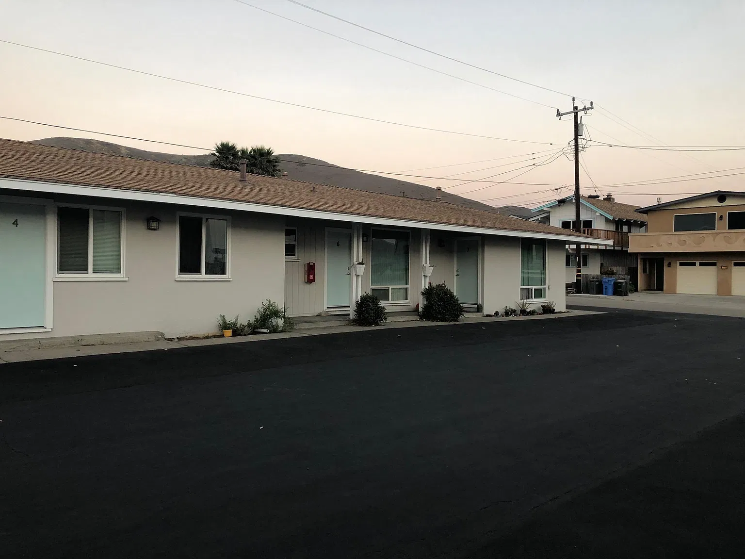 Studio, $1,695 — Photo 2