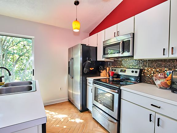 4th image of 14512 Lycastle Cir