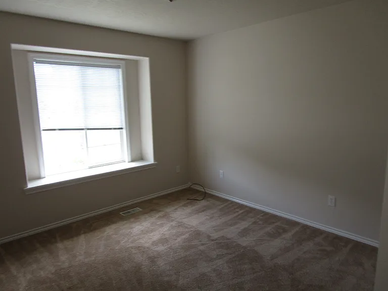 11752 W Tahiti St — Photo 10