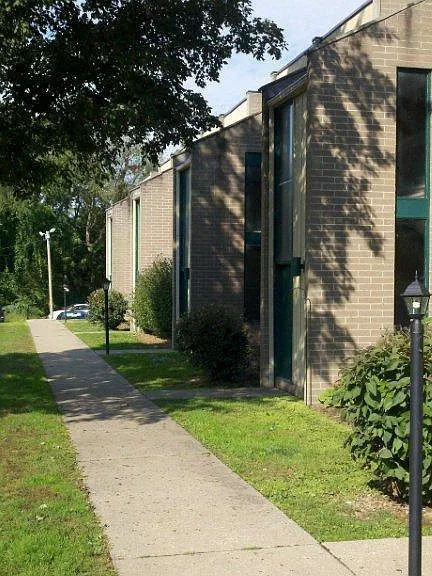 2908 Treeside St NW #B — Photo 1
