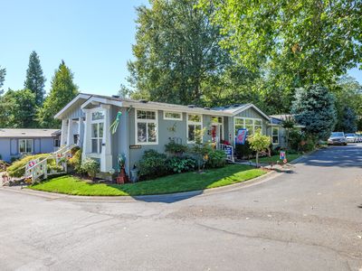 201 NW Creekside Dr, Grants Pass, OR, 97526