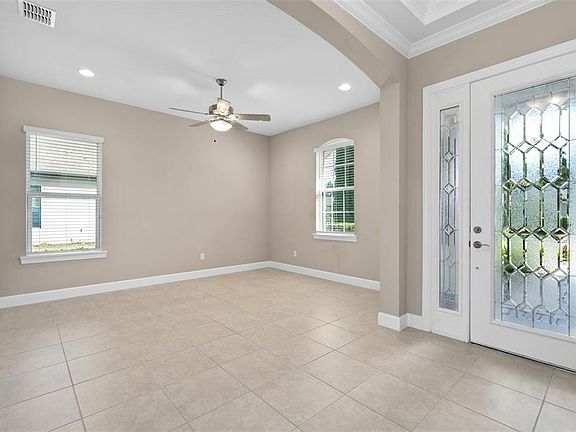 4th image of 1222 Zeek Ridge St
