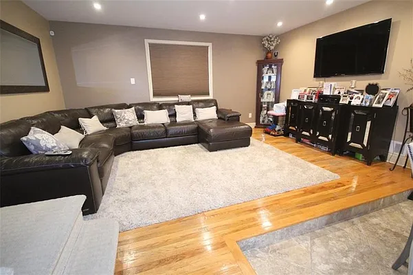 Sold by Bergen Basin Real Estate | media 5