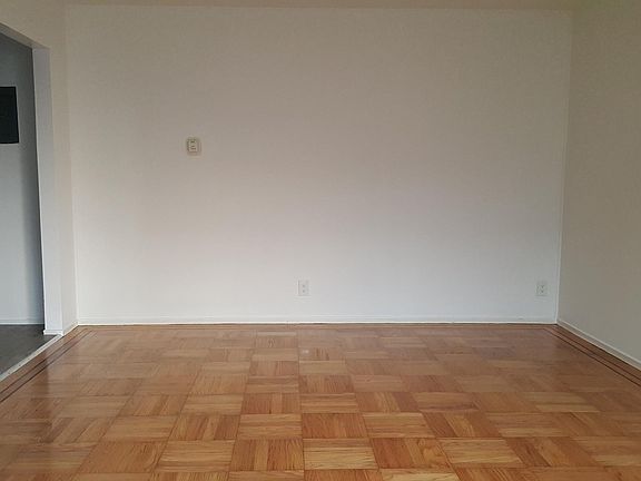 2nd image of 717 6th Ave APT 2