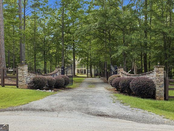4th image of 559 Macedonia Rd