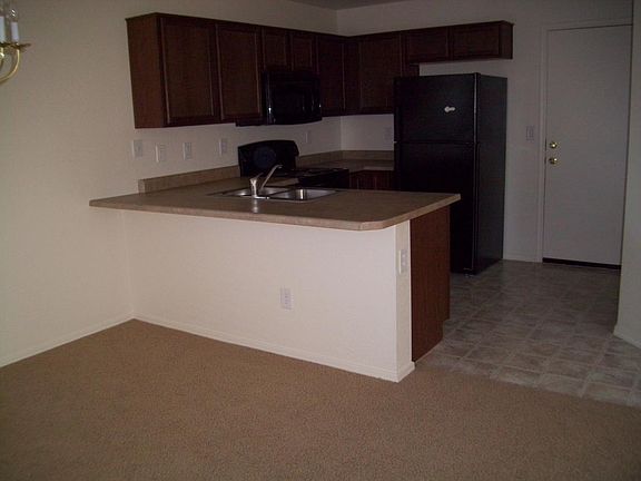 2nd image of 23668 N Desert Agave St