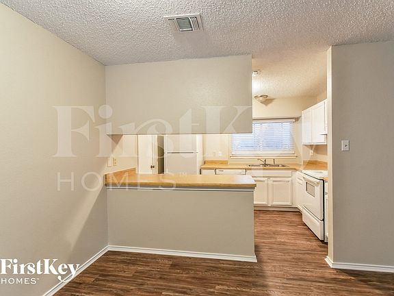 5th image of 5510 Echo Vista Dr