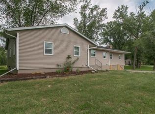 798 Resort Rd, Suamico, WI 54173