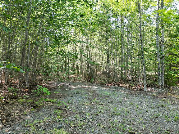 5th image of 29 Spaulding Lane